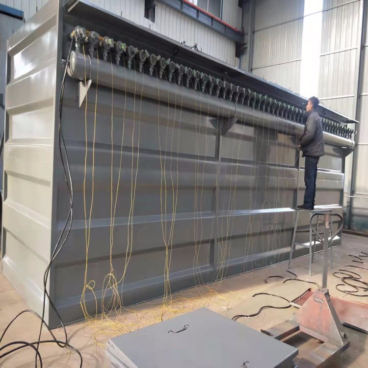 氣箱脈沖袋式除塵器 氣箱脈沖袋式除塵器